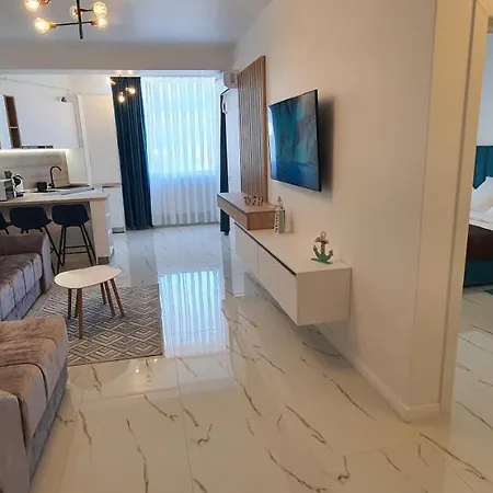 Beachfront Boutique Apartments Stefan Building Pools Beach Resort * Năvodari