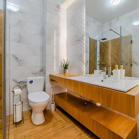 Beachfront Boutique Apartments Stefan Building Pools Beach Resort * Năvodari
